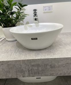 Vòi chậu rửa mặt lavabo Inax LFV-5000SH - Ảnh chụp thực tế tại Showroom