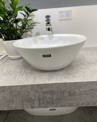 Vòi chậu rửa mặt lavabo Inax LFV-5000SH - Ảnh chụp thực tế tại Showroom
