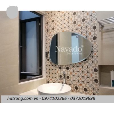 Gương phòng tắm Navado NAV109C 60x80 cm